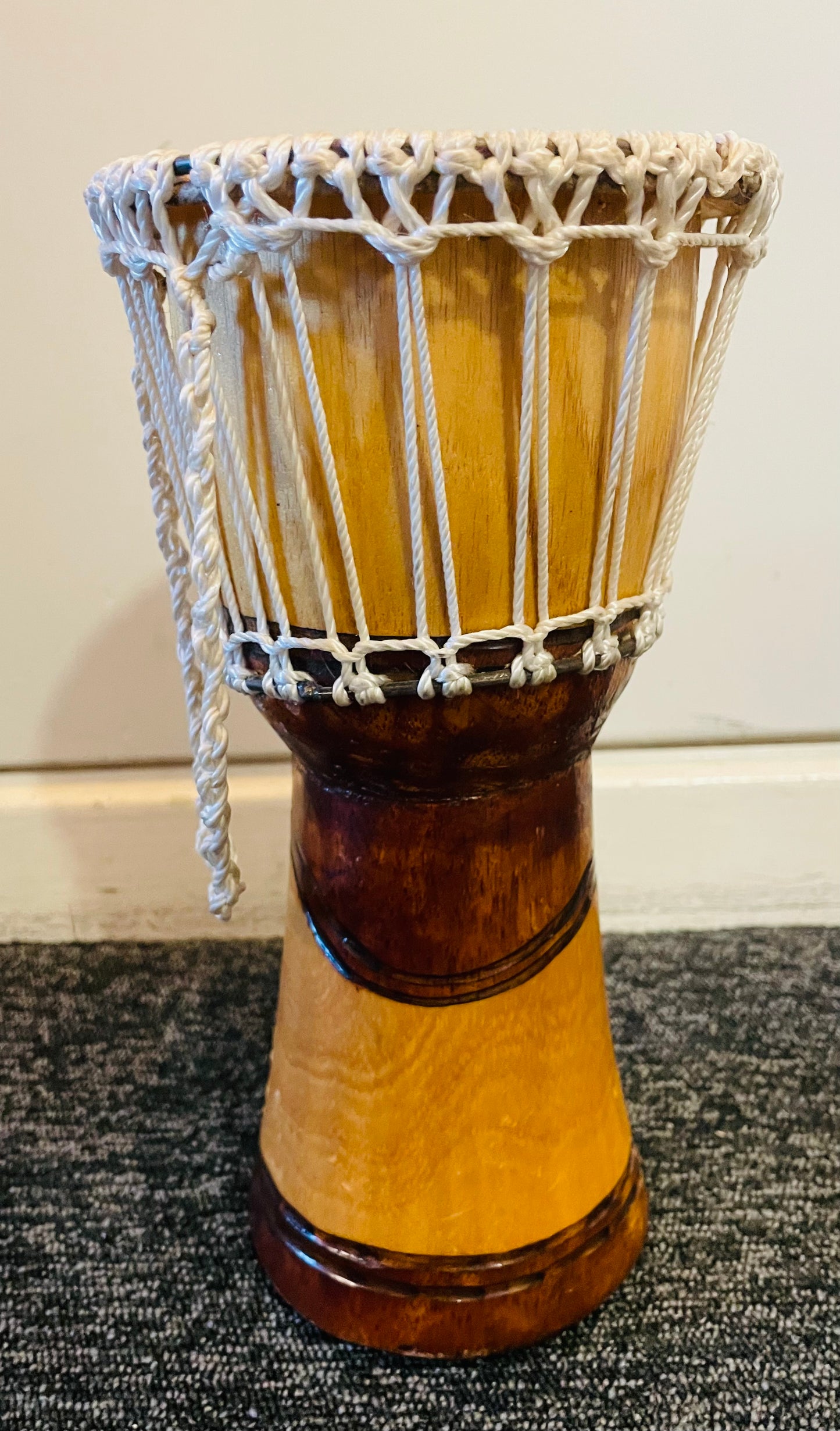 5" Vestafrikansk Djembe