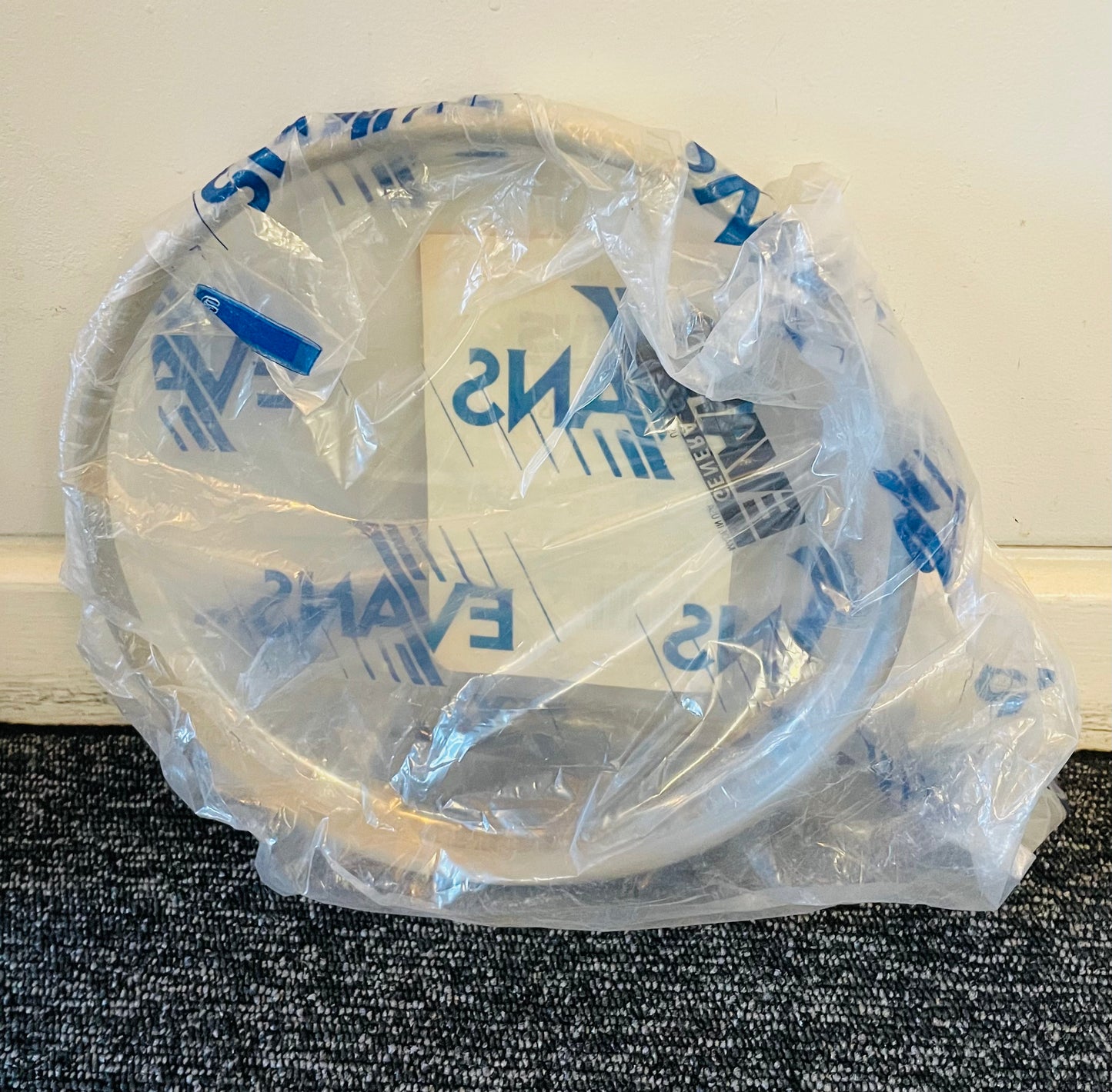 8" Evans Genera G2 Clear