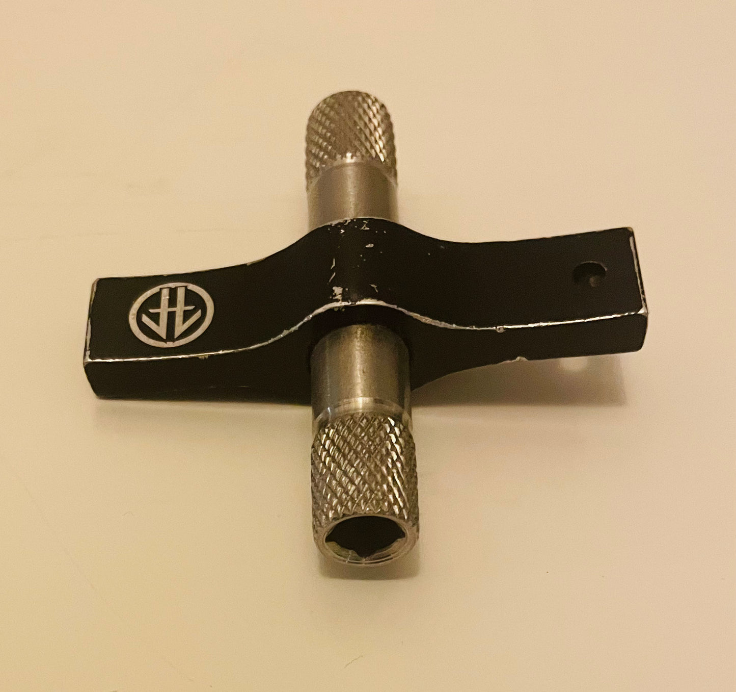 Firefly Dynamic Tuning Device