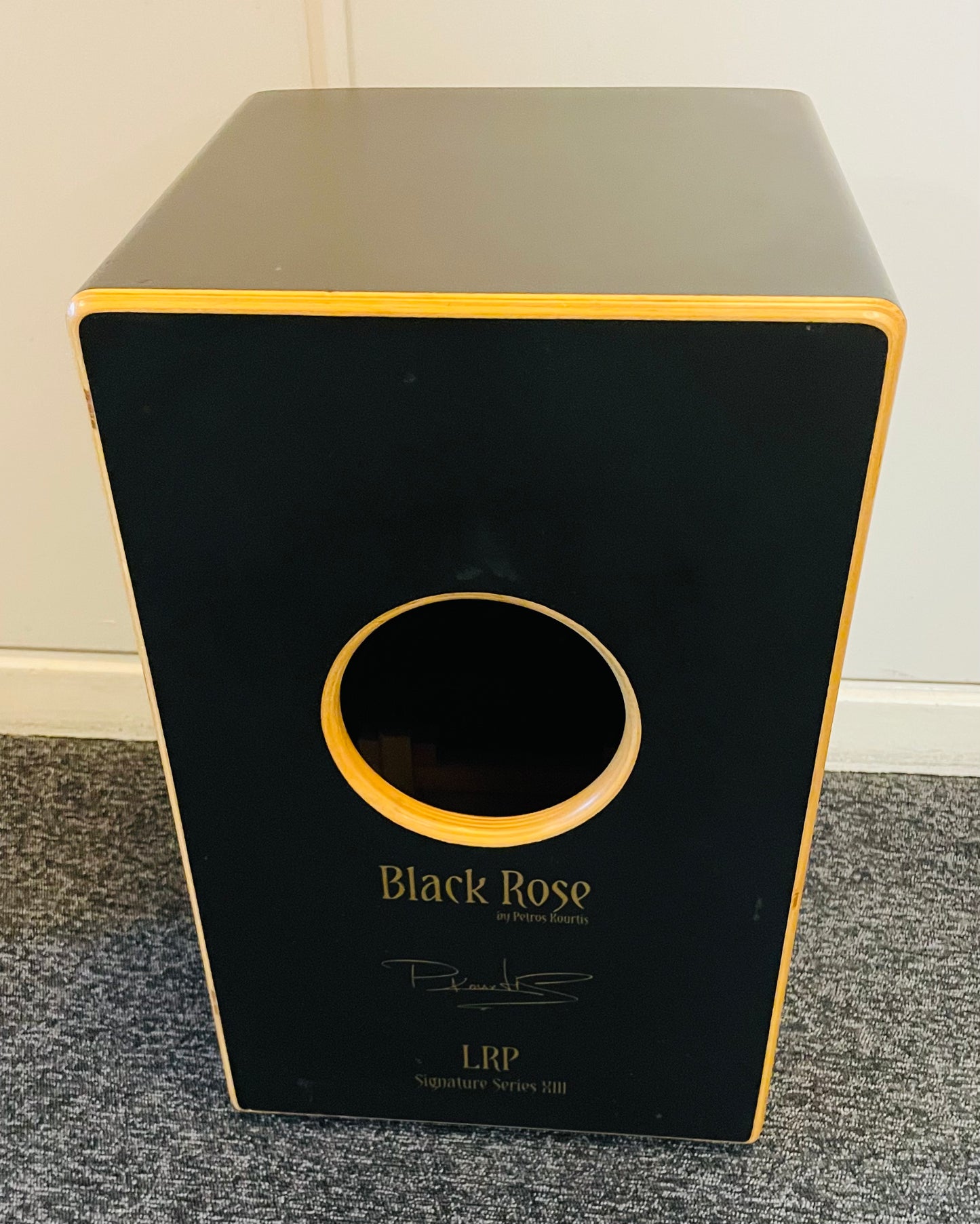 Black Rose 'Signature Series XIII' Cajon