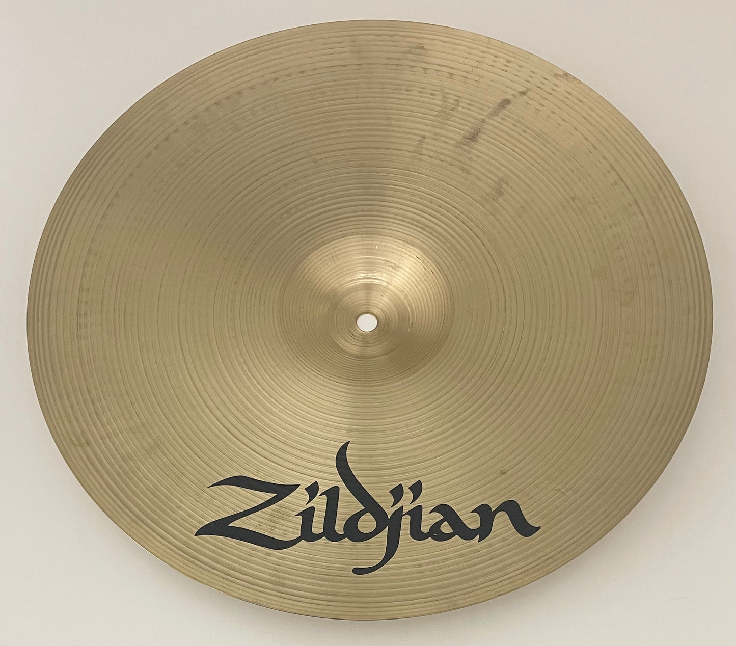 16” Zildjian Avedis Thin Crash