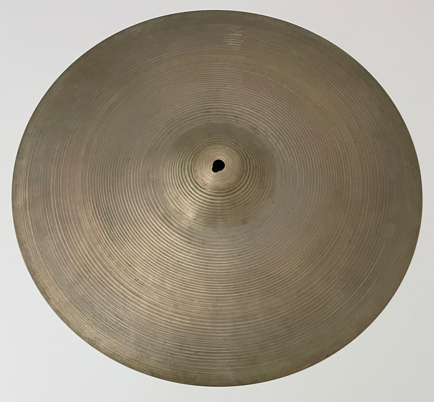 18" Zildjian Avedis Crash/Ride