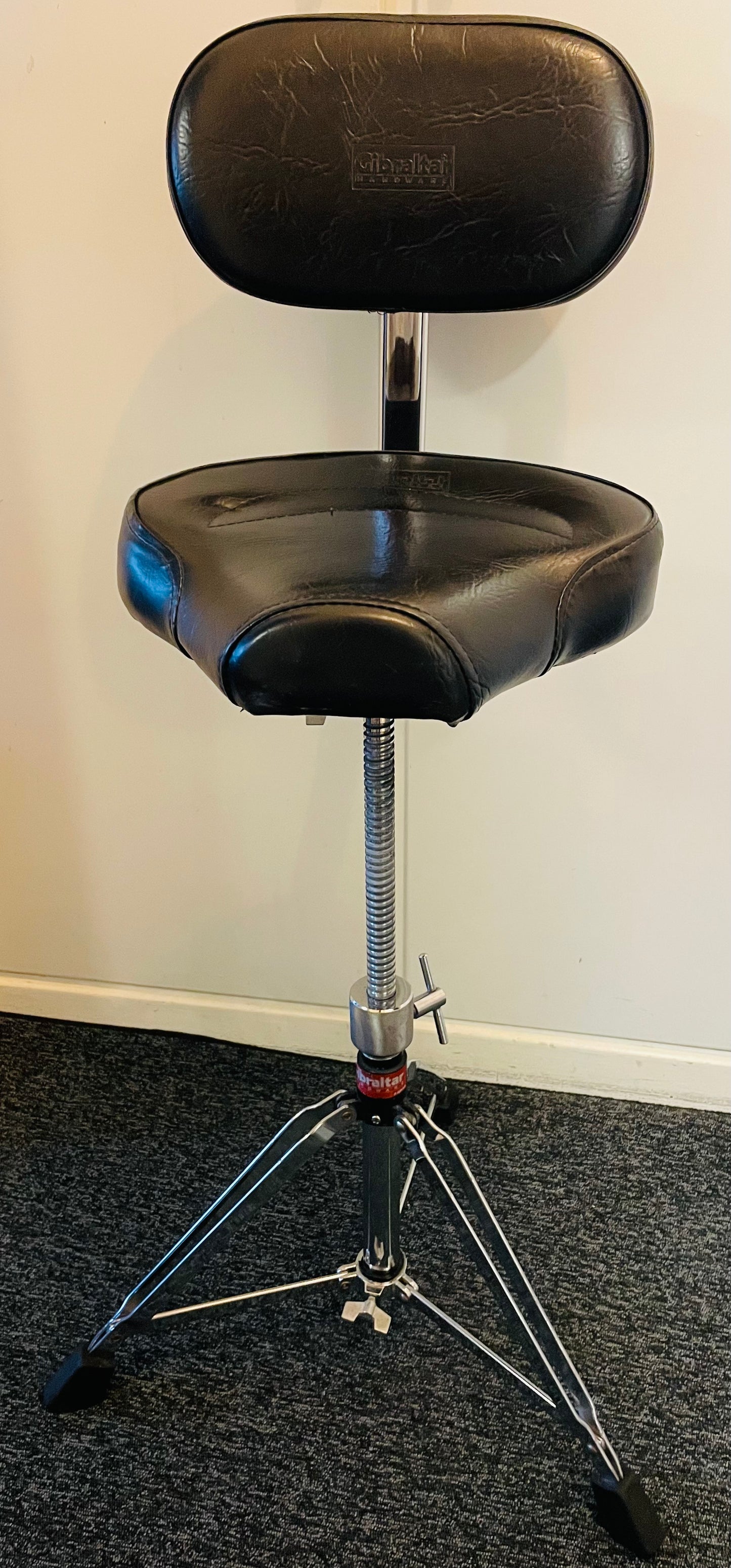 Gibraltar Heavy Duty Trommestol inkl. ryglæn.