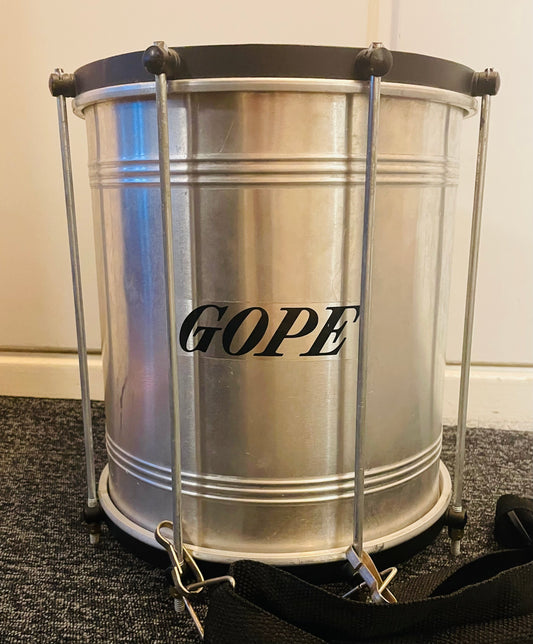 10" Gope Surdo inkl. bæresele.