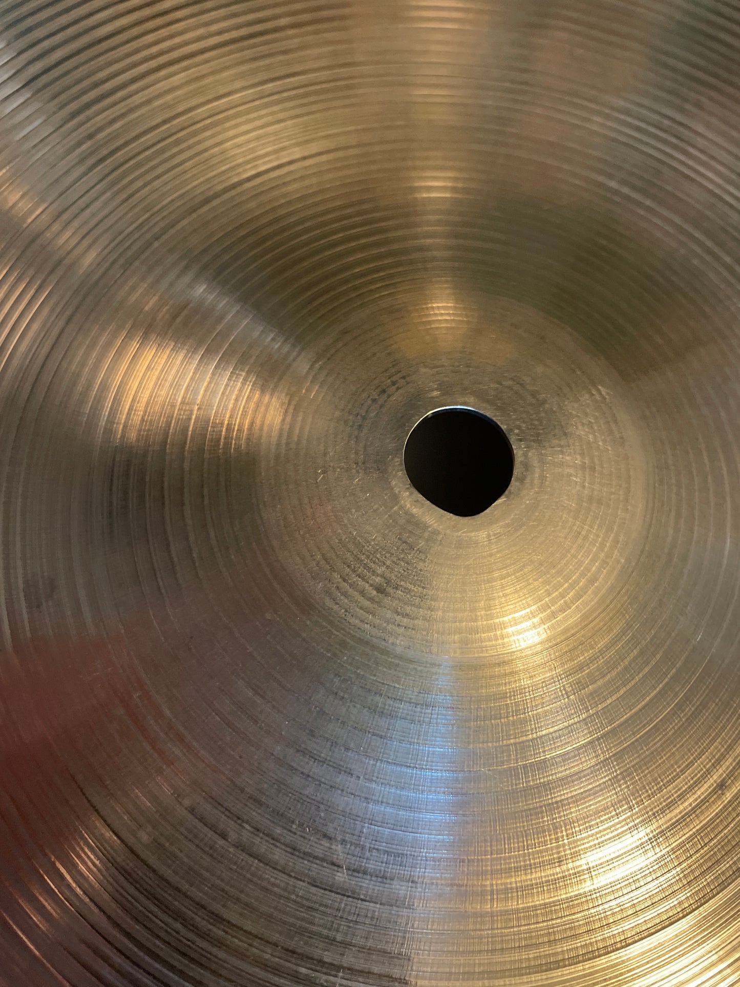 18" Zildjian Avedis Ride (2)
