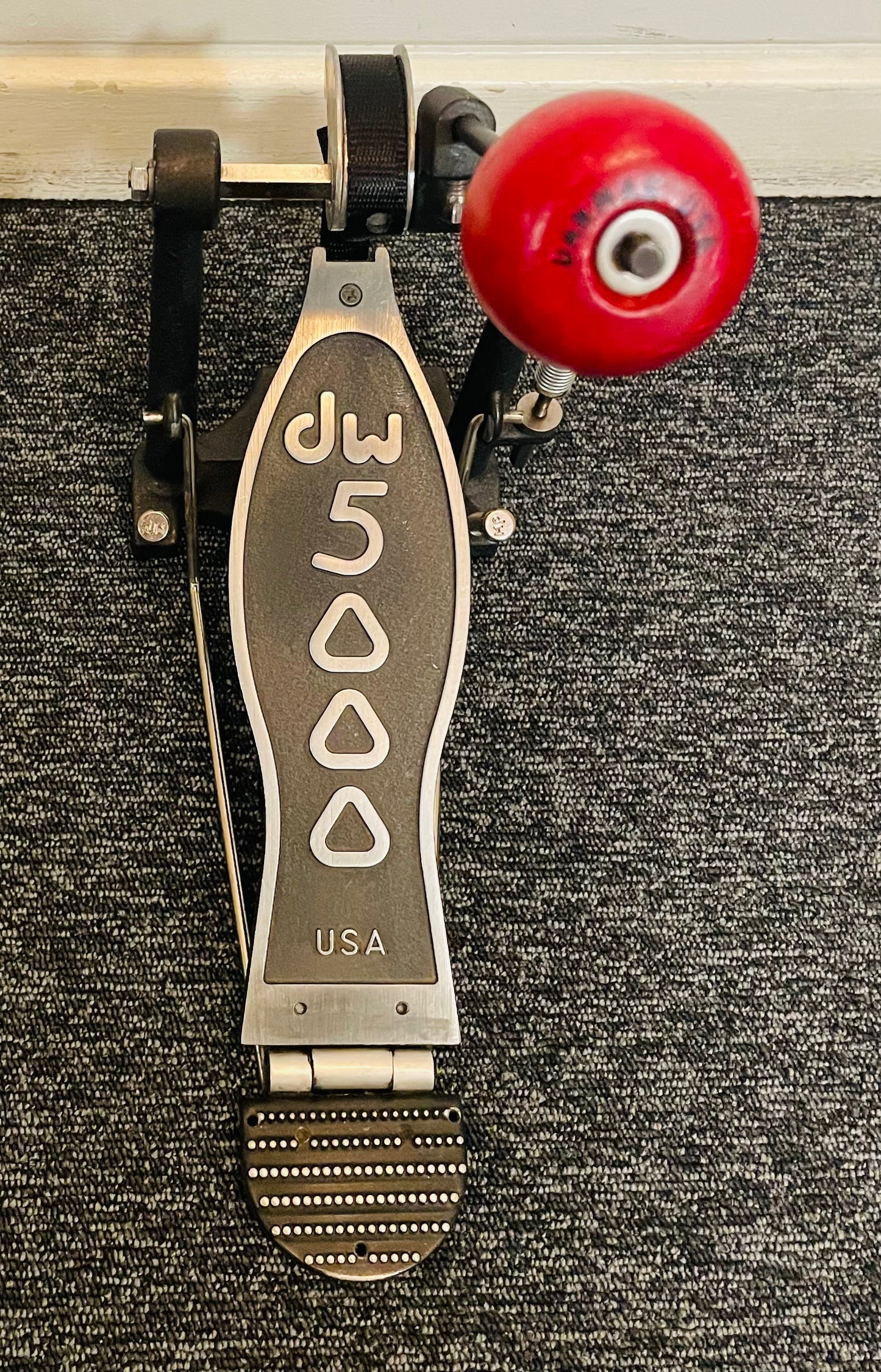 DW5000 Pedal m. remtræk