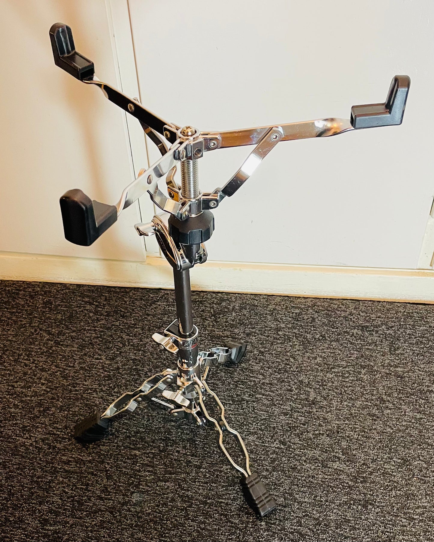 Tama Roadpro lilletrommestativ med omniball