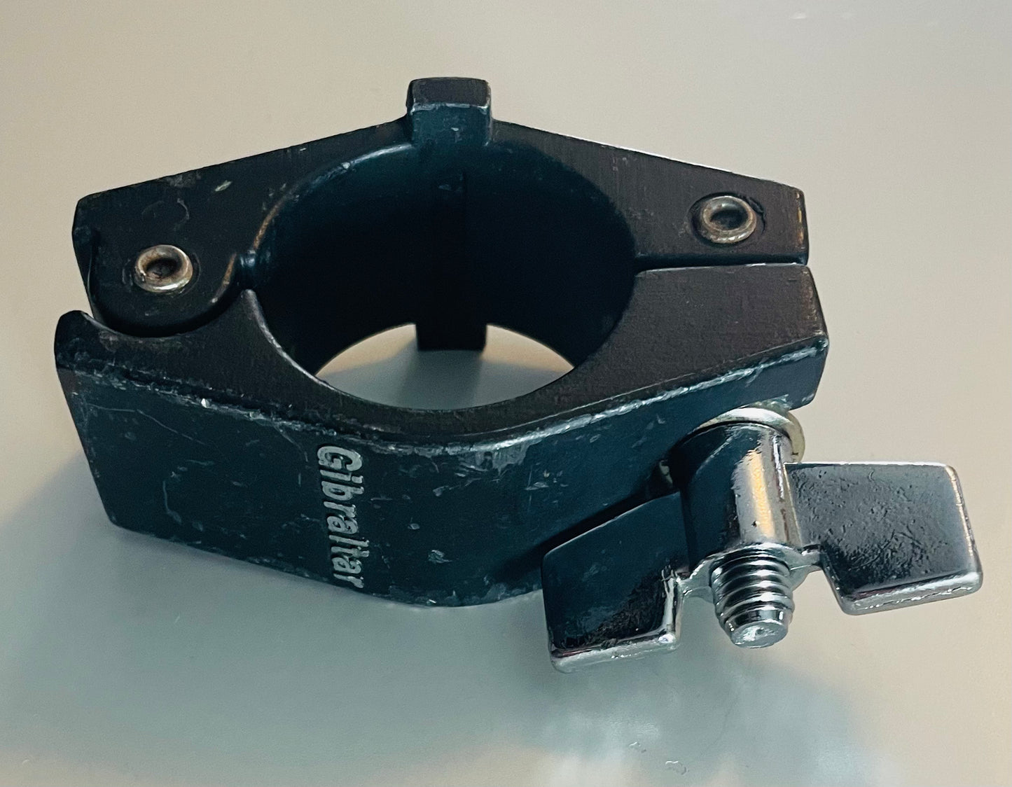 Gibraltar Road Series Hinged Memory Lock (med vingeskrue)