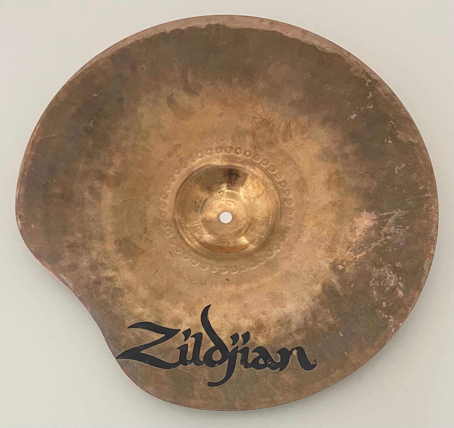16" Zildjian ZBT Crash (repareret)