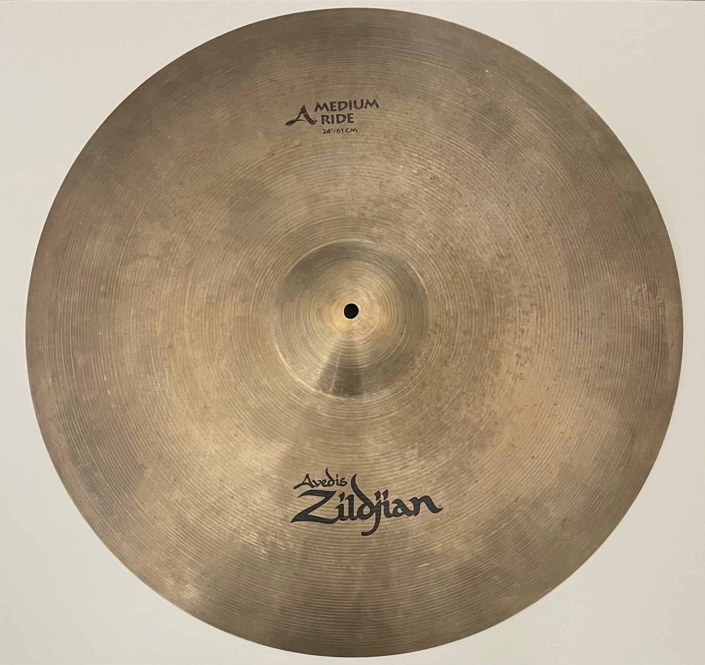 24” Zildjian Avedis Medium Ride